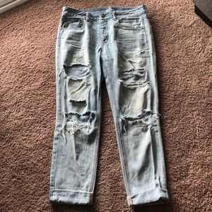 AE Tomgirl Jeans